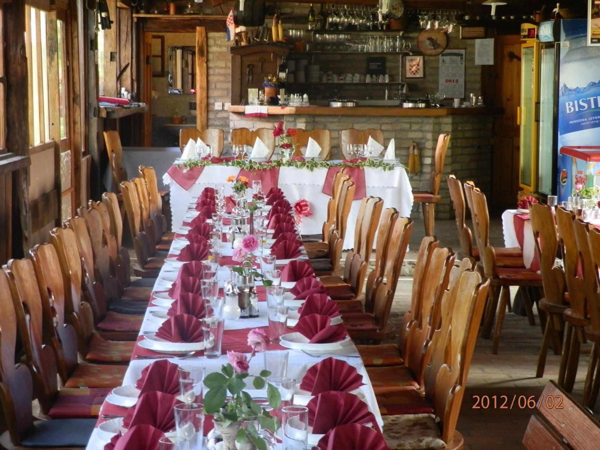Tradicije Cigoc Otel Dış mekan fotoğraf